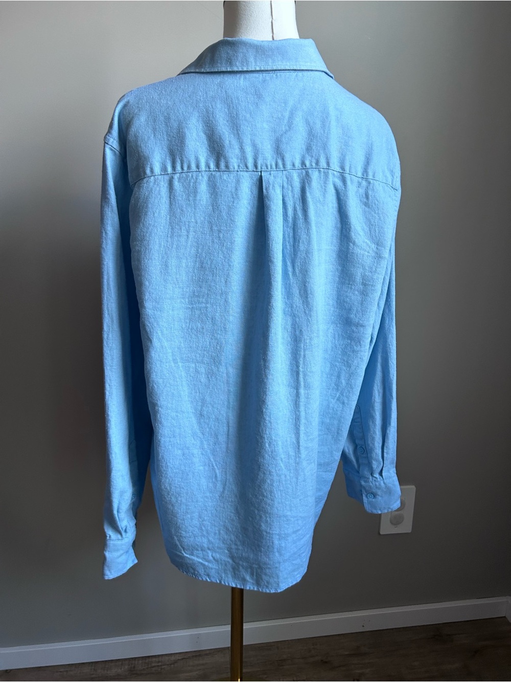 Linen blend Light Blue Button-down long sleeve Shirt minimalist neutral summer - Picture 2 of 10